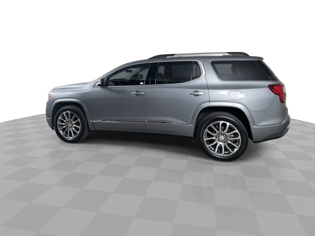 Used 2023 GMC Acadia Denali w/ Denali Ultimate Package image 5