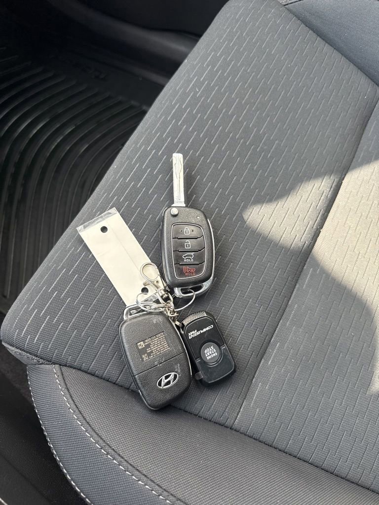 Used 2019 Hyundai Tucson SE image 34