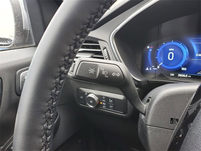 Used 2022 Ford Escape Titanium image 15