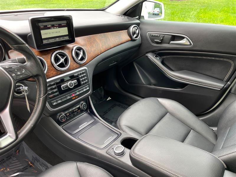 Used 2015 Mercedes-Benz GLA 250 4MATIC image 97