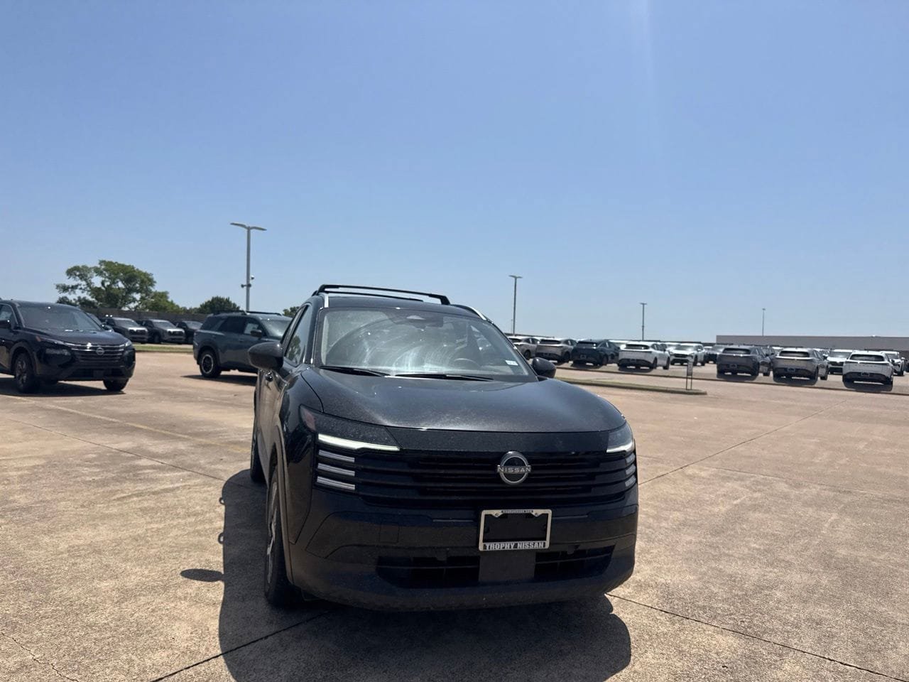 Certified 2025 Nissan Kicks SV w/ SV Premium Package FWD image 3