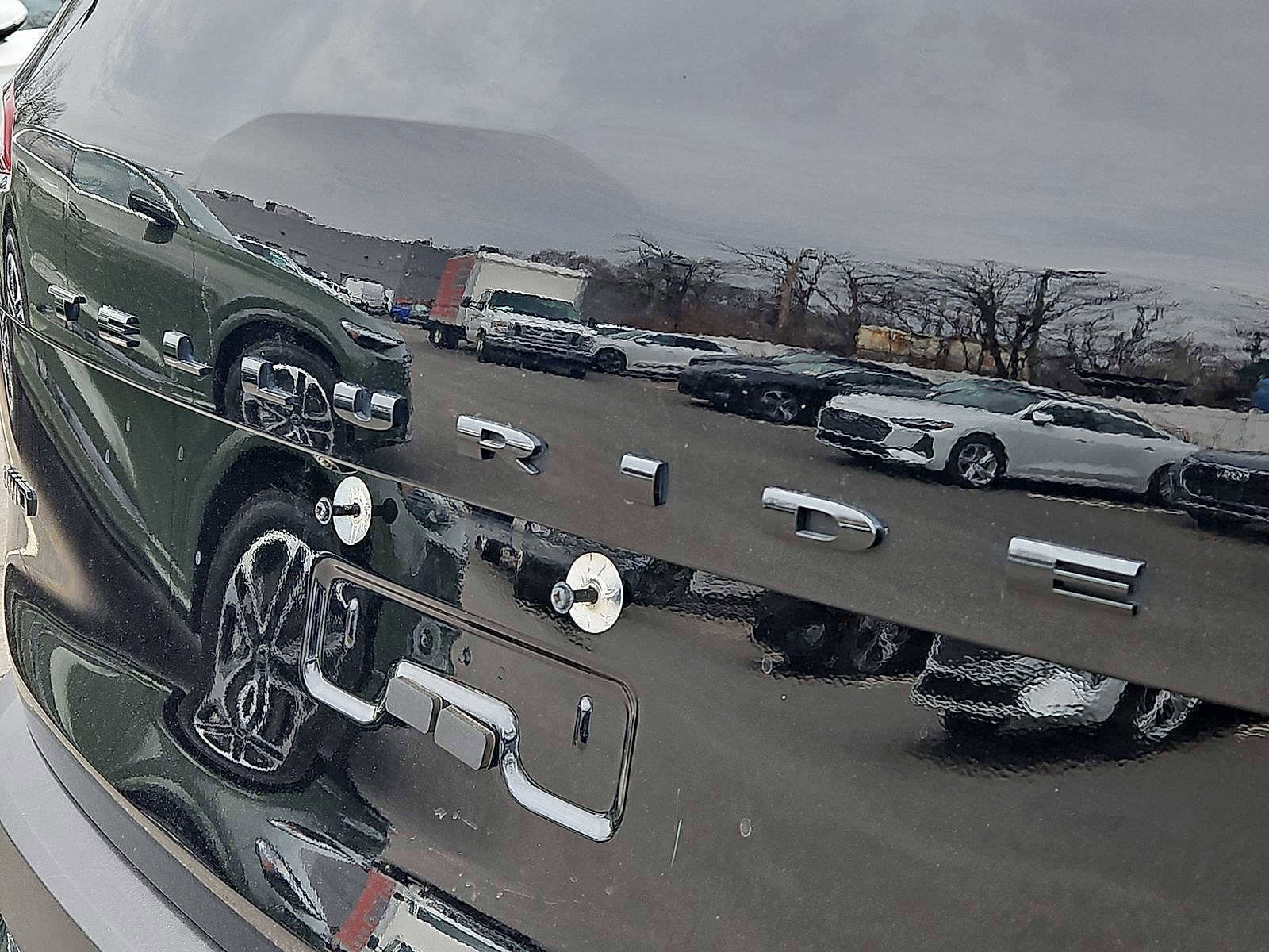 Used 2022 Kia Telluride EX w/ EX Premium Package image 24