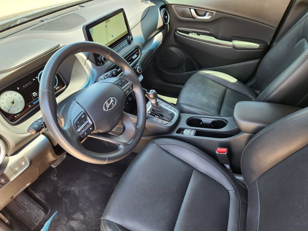 Used 2022 Hyundai Kona Limited w/ Cargo Package AWD/4WD image 7