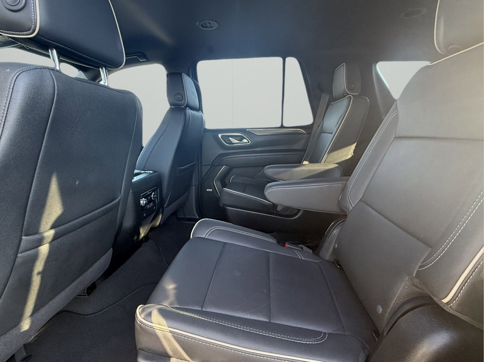 Used 2024 GMC Yukon SLT image 26