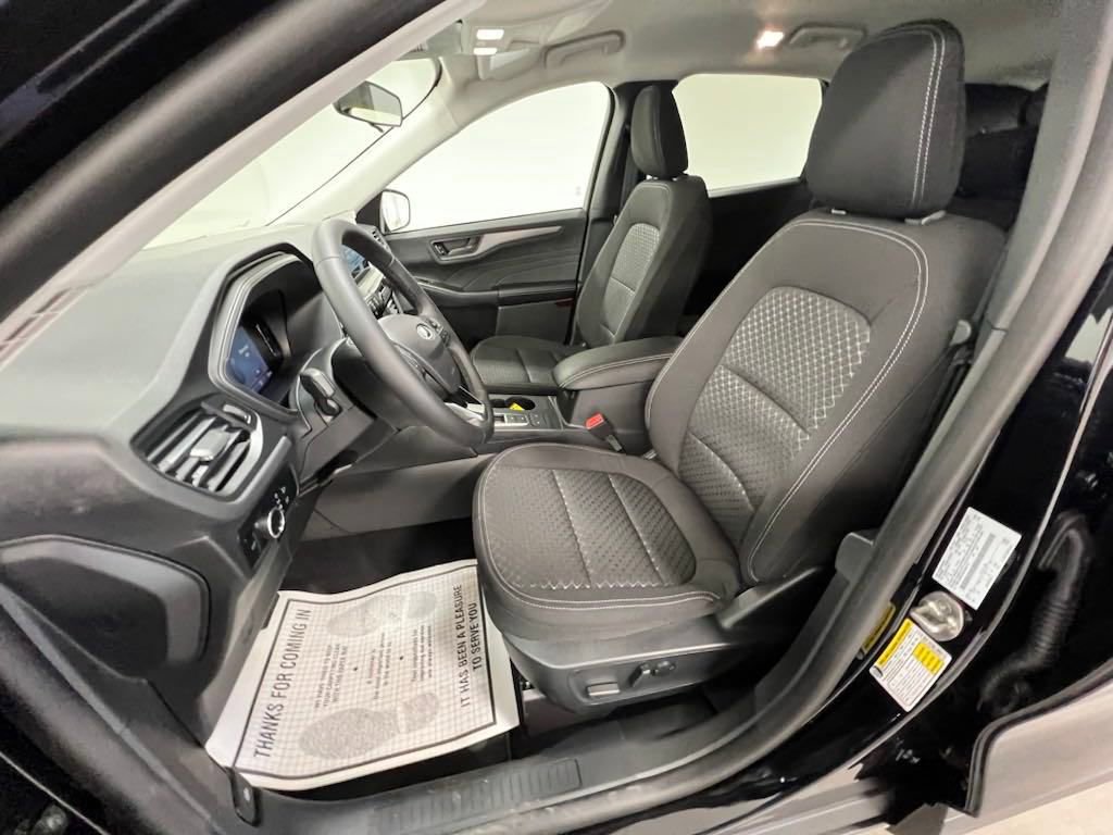 New 2024 Ford Escape Active image 11