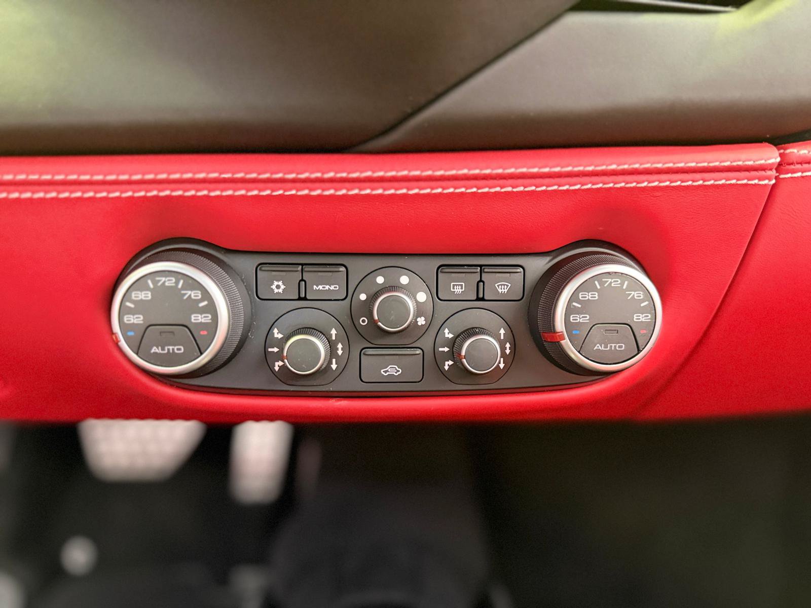 Used 2017 Ferrari 488 GTB RWD image 37