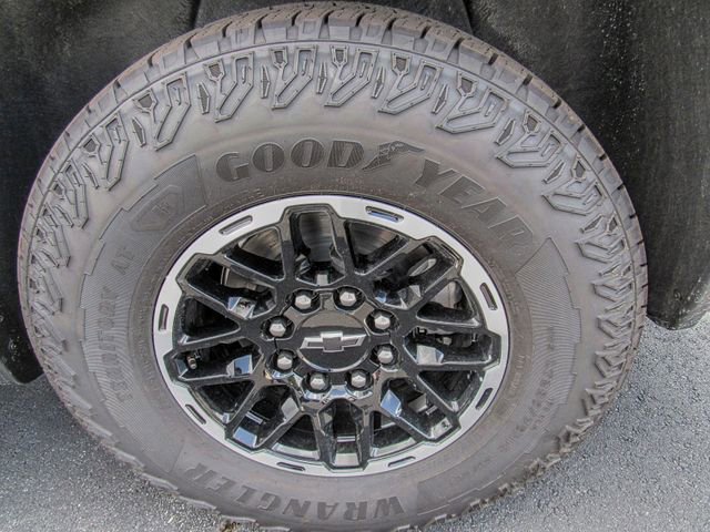 New 2026 Chevrolet Silverado EV Trail Boss w/ Premium Package image 10