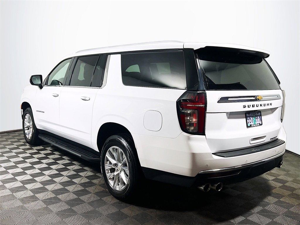 Used 2023 Chevrolet Suburban Premier image 6