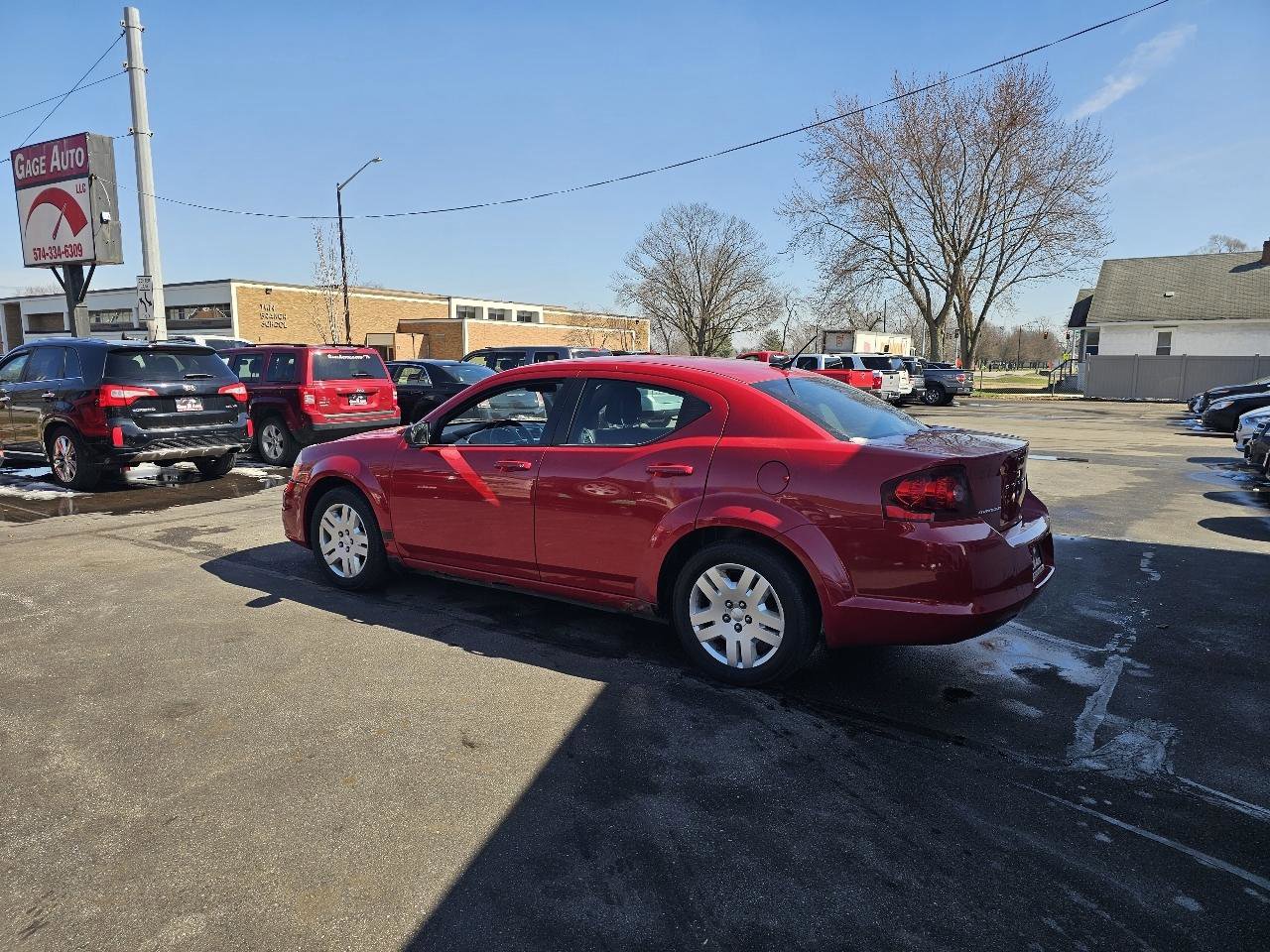 Used 2013 Dodge Avenger SE image 7