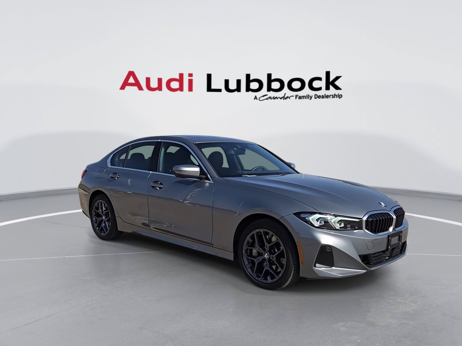 Used 2026 BMW 330i xDrive Sedan AWD/4WD image 2