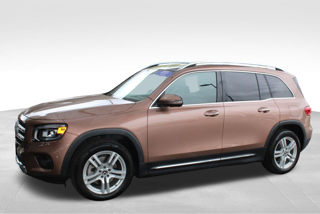 Used 2022 Mercedes-Benz GLB 250 4MATIC image 8