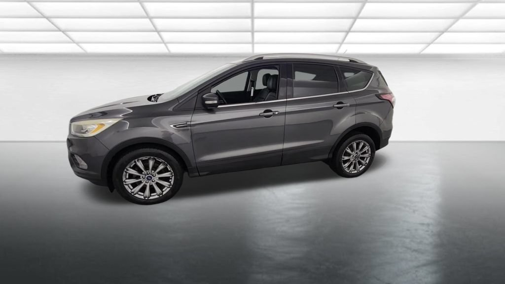 Used 2017 Ford Escape Titanium w/ Equipment Group 301A FWD image 3