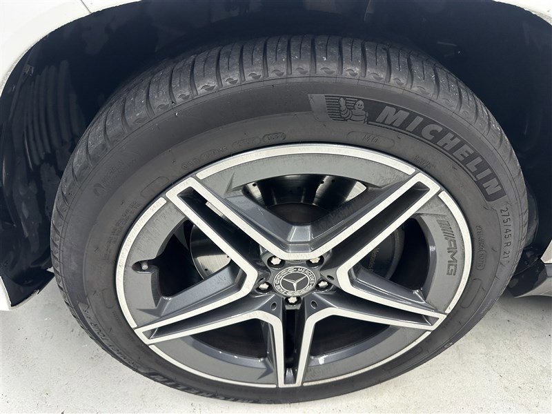 Used 2023 Mercedes-Benz GLS 450 4MATIC image 16