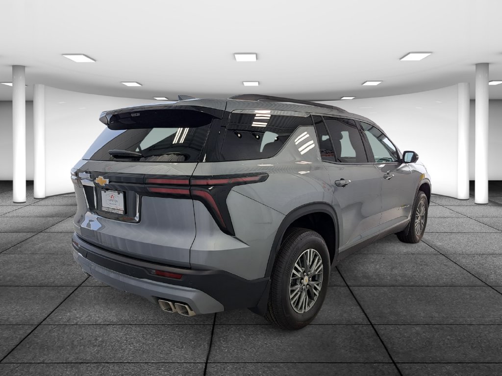 New 2027 Chevrolet Traverse LT w/ Driver Confidence Package FWD image 4