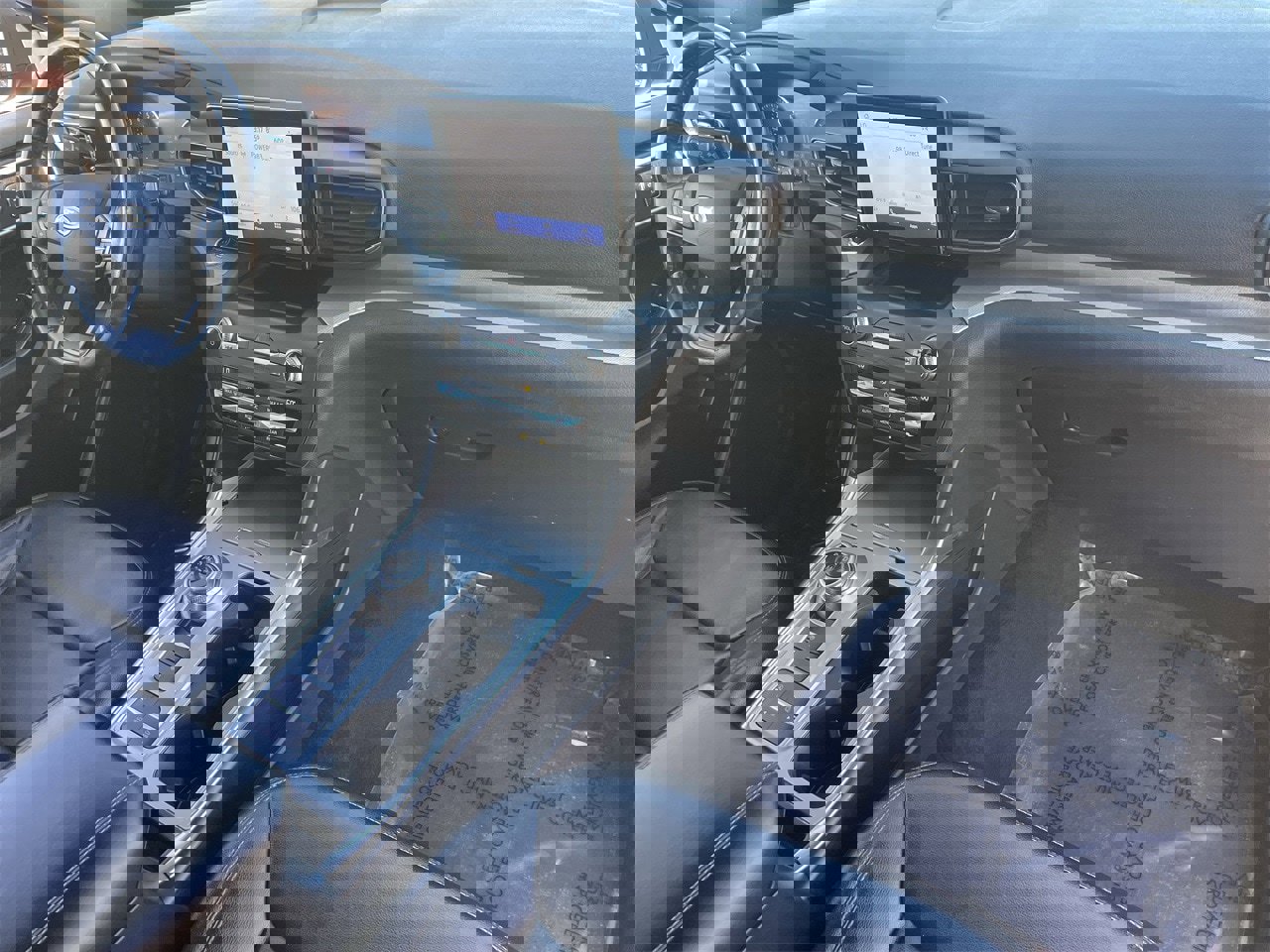 Used 2020 Ford Explorer XLT w/ Equipment Group 202A image 11