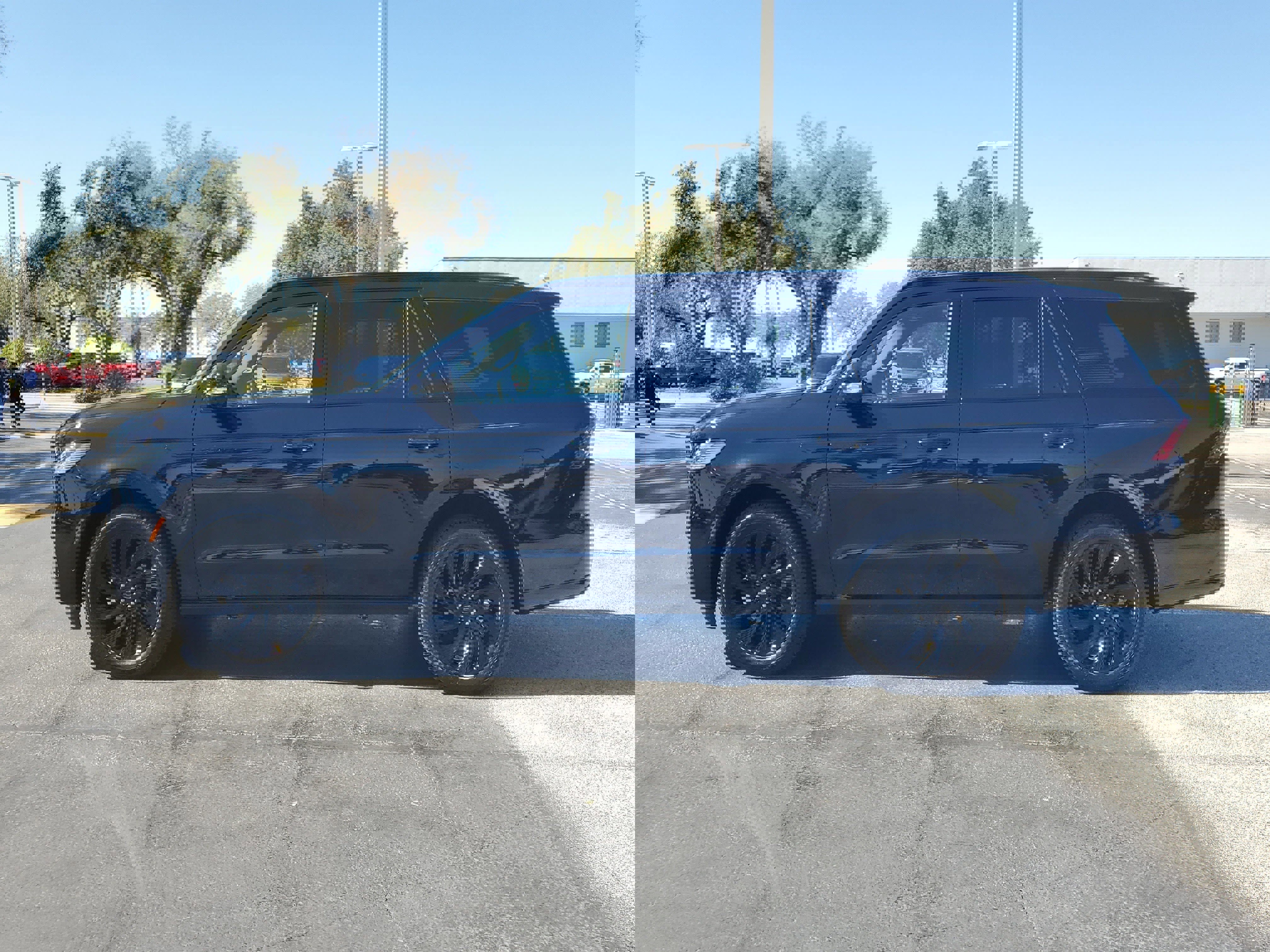 Used 2025 Lincoln Navigator Reserve w/ Jet Appearance Package image 6