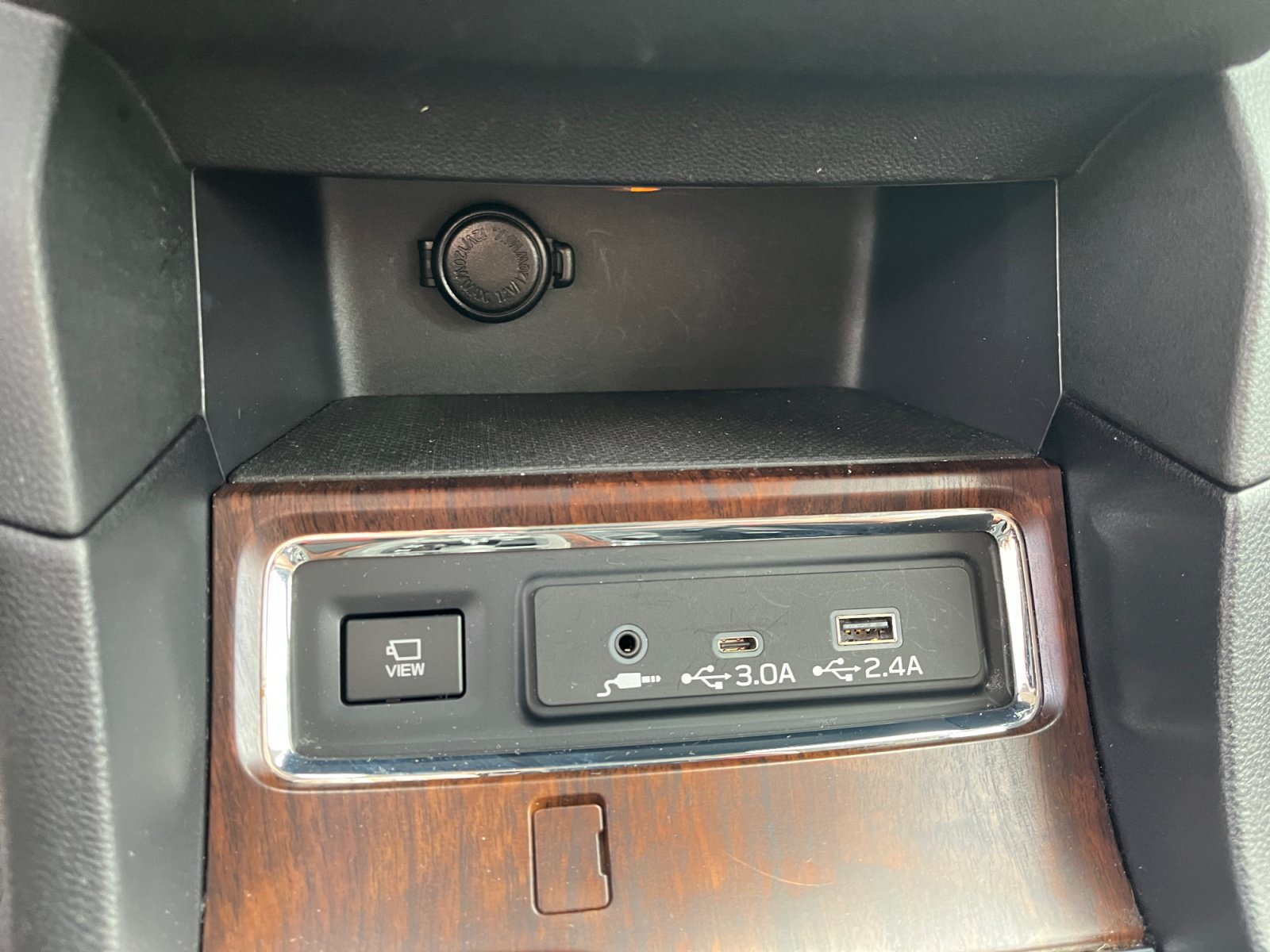Used 2024 Subaru Ascent Touring AWD/4WD image 31