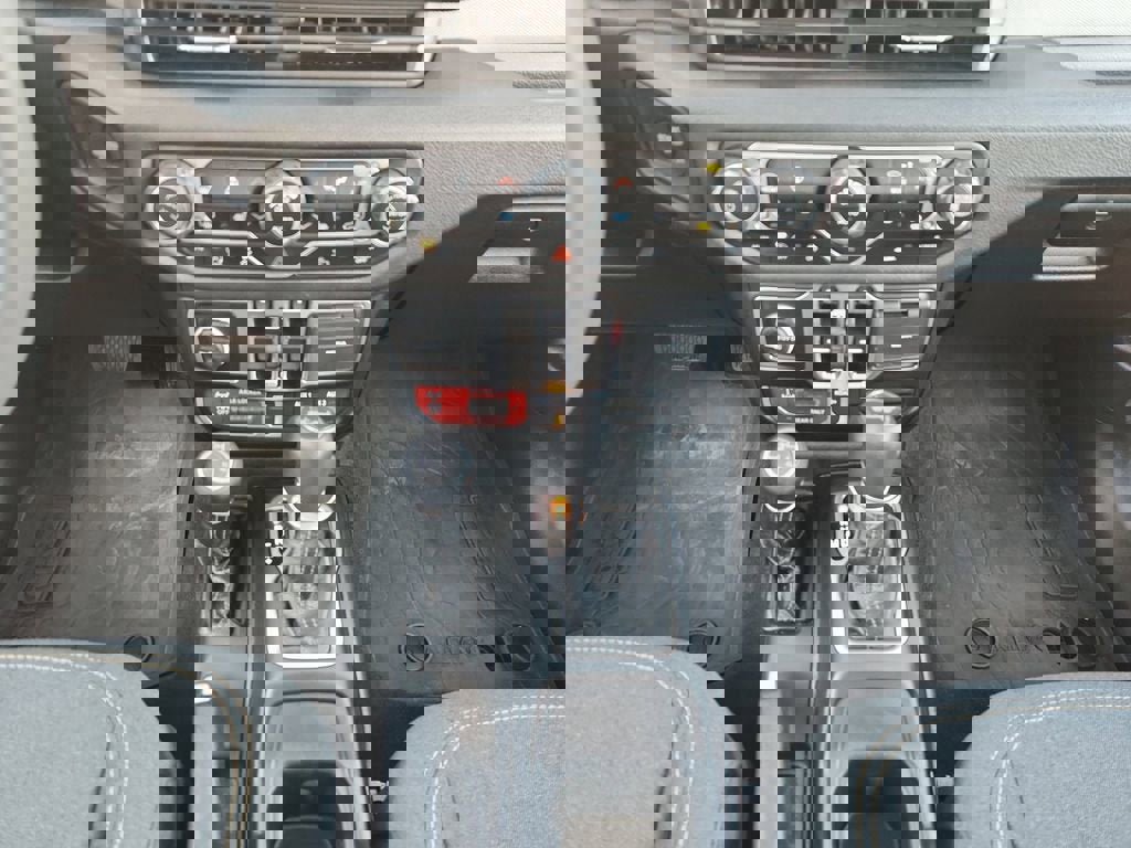 Used 2024 Jeep Wrangler Sport image 11