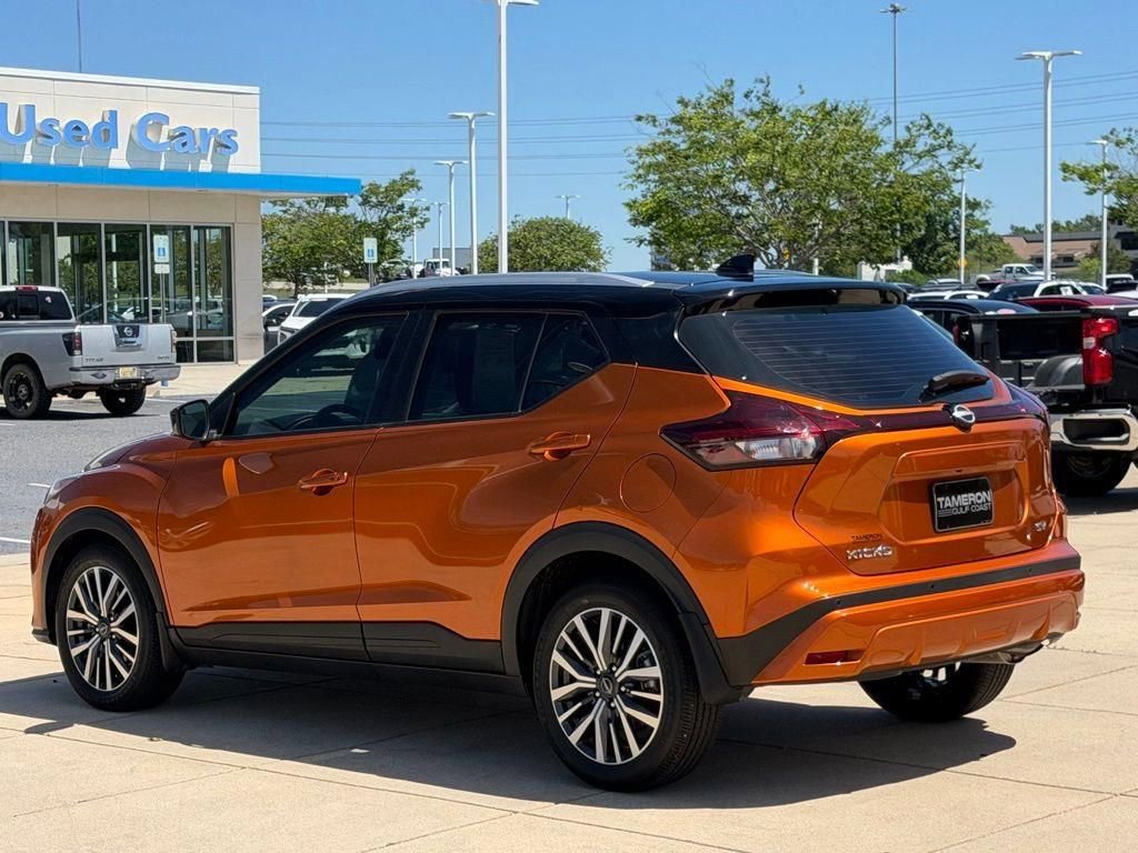 Used 2024 Nissan Kicks SV FWD image 8