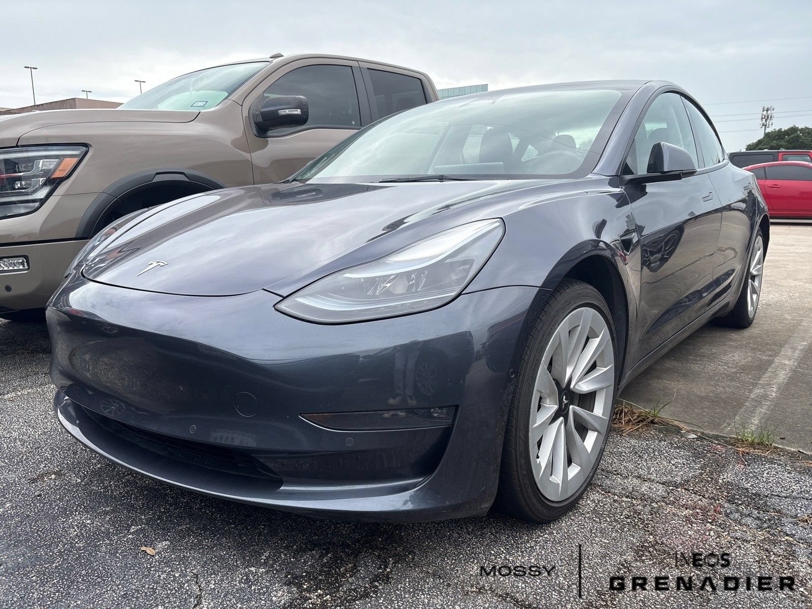 Used 2022 Tesla Model 3 Long Range AWD/4WD image 2
