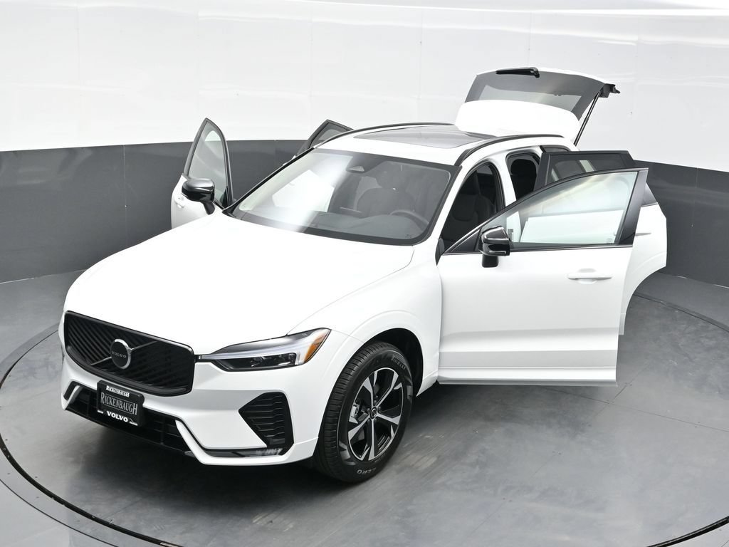 New 2026 Volvo XC60 B5 Core AWD/4WD image 39