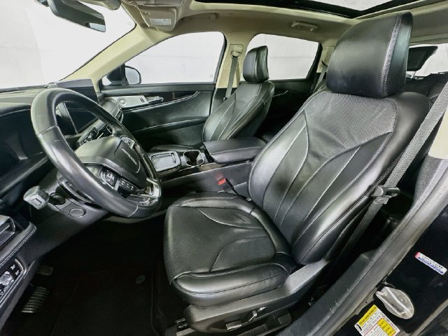 Certified 2023 Lincoln Nautilus Reserve w/ Equipment Group 202A AWD/4WD image 25