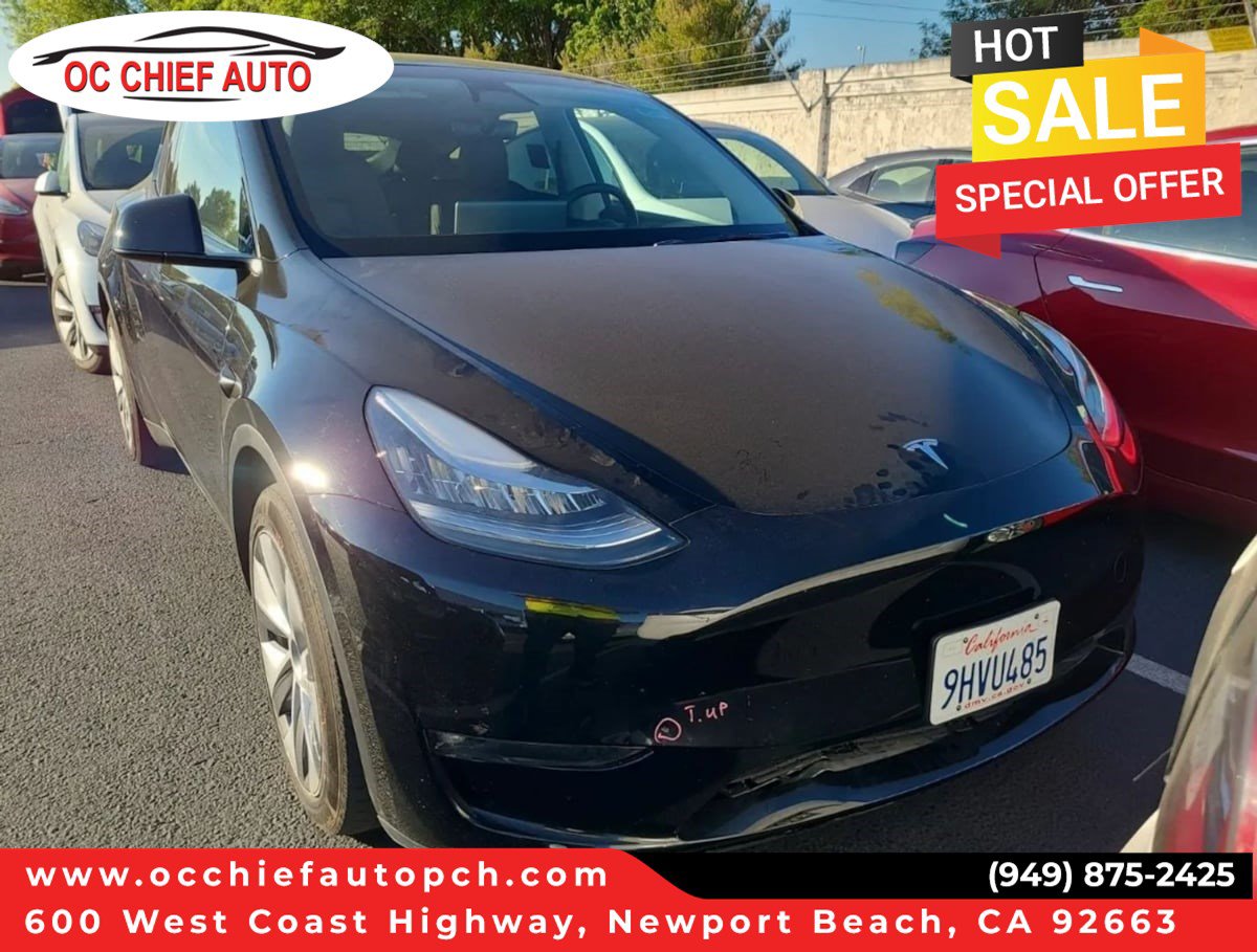 Used 2023 Tesla Model Y Long Range AWD/4WD image 1