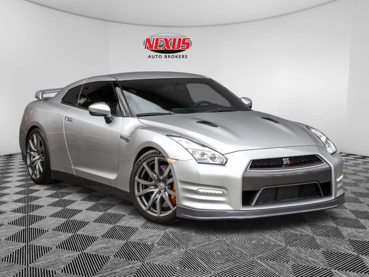 Used 2016 Nissan GT-R Premium