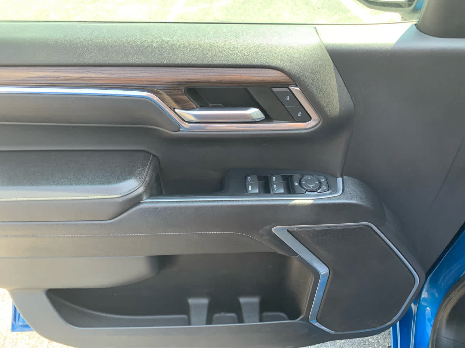 Used 2023 Chevrolet Silverado 1500 RST w/ Protection Package AWD/4WD image 13