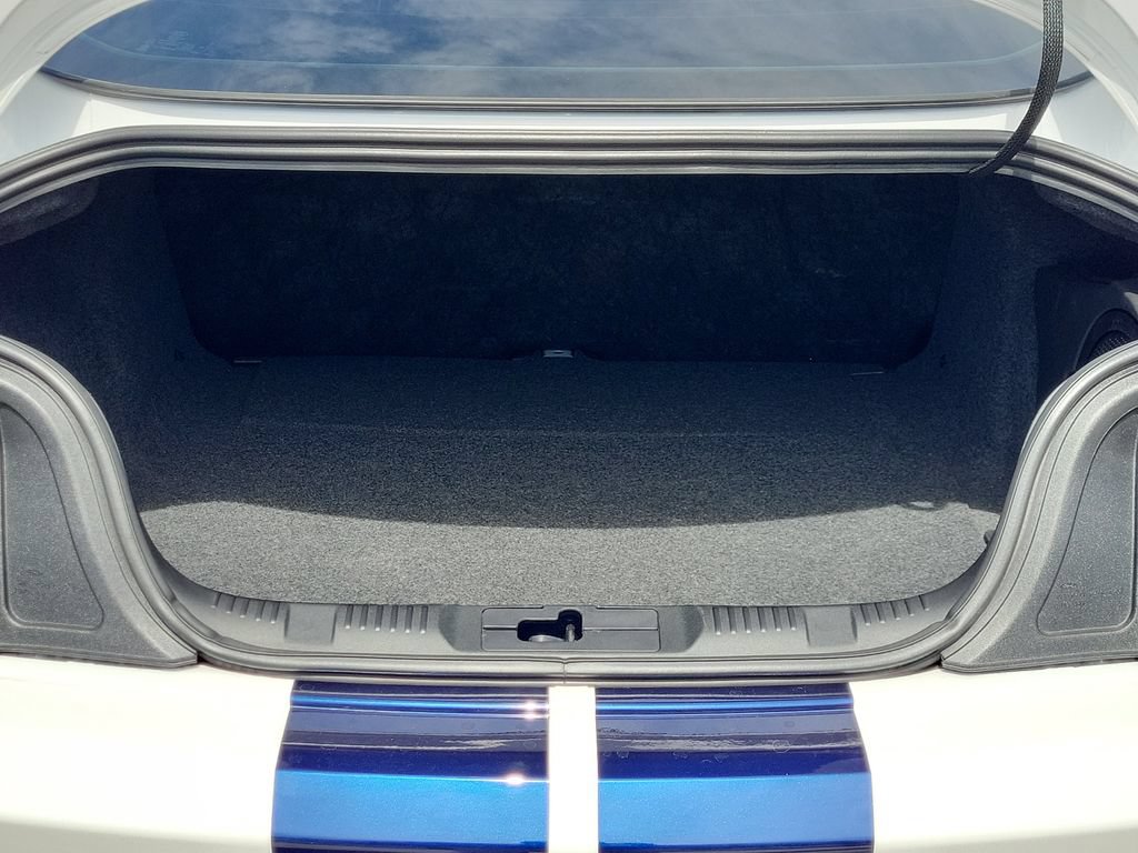 Used 2020 Ford Mustang Shelby GT500 w/ Carbon Fiber Track Pack RWD image 27