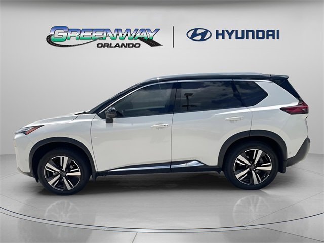 Used 2022 Nissan Rogue Platinum w/ Head-Up Display Package image 3