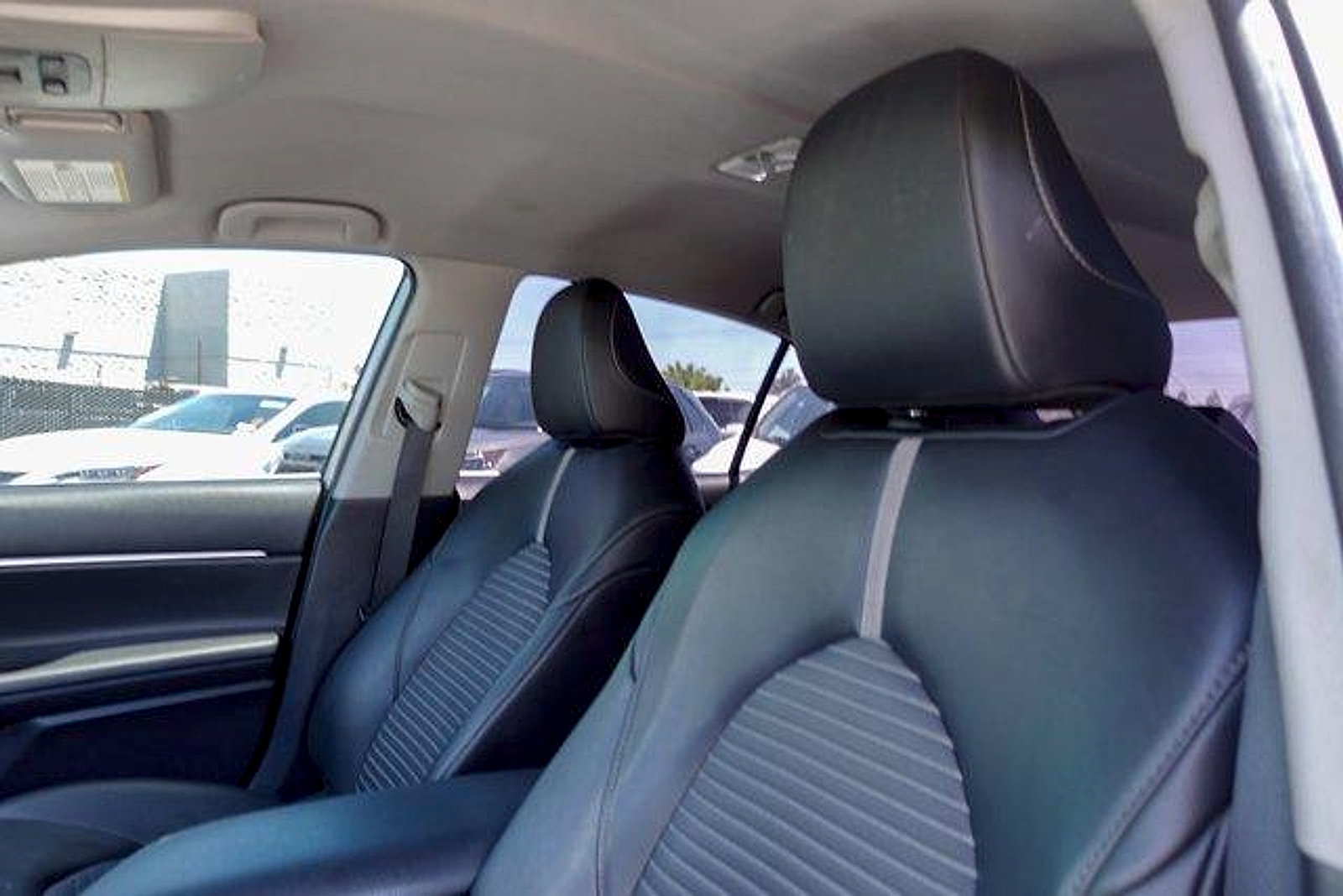 Used 2024 Toyota Camry SE FWD image 10