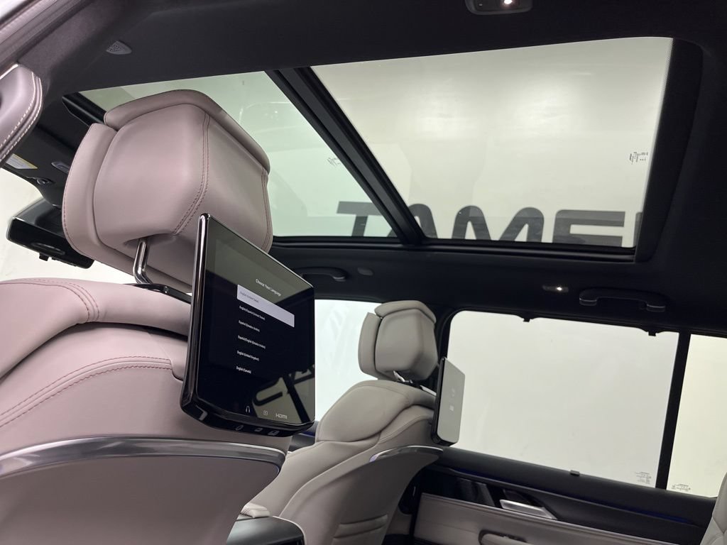New 2026 Jeep Grand Wagoneer L Summit w/ Rear Seat Video Group I AWD/4WD image 14