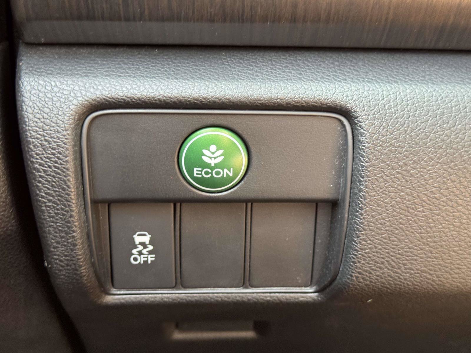 Used 2015 Honda Accord EX image 18