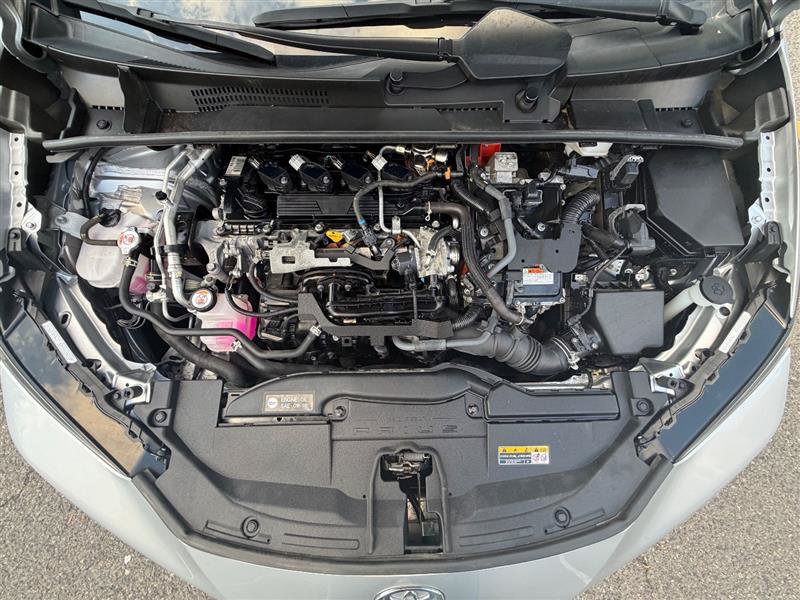 Used 2023 Toyota Prius LE FWD image 38