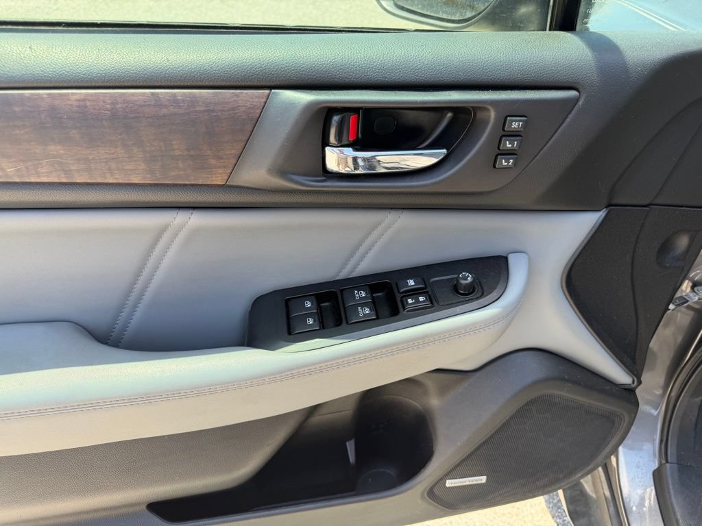 Used 2019 Subaru Outback 2.5i Limited AWD/4WD image 23