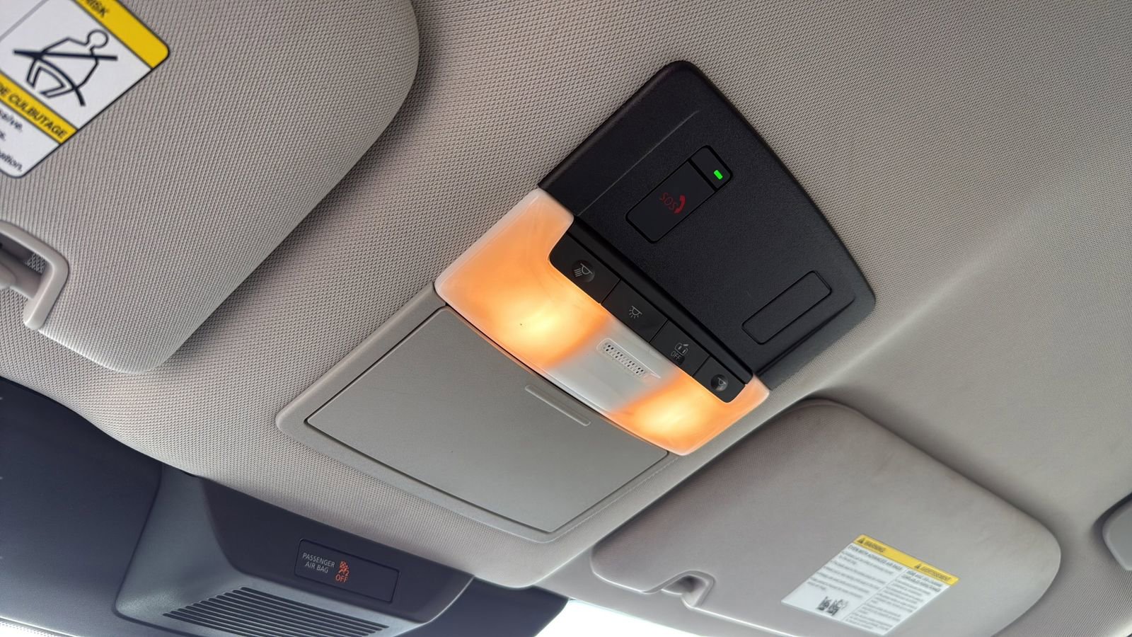 Used 2024 Nissan Pathfinder SV FWD image 21