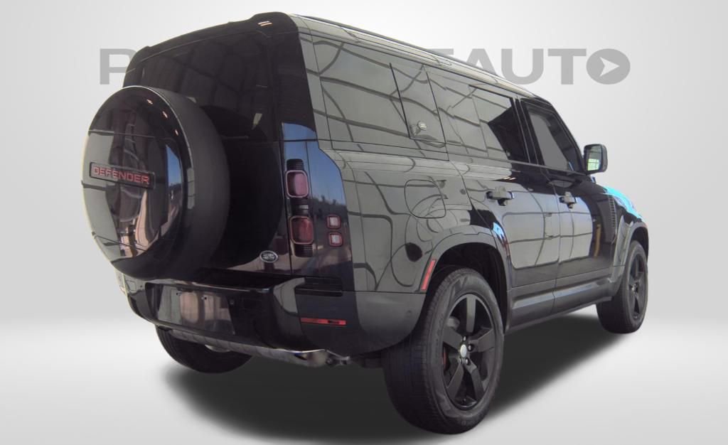 Used 2023 Land Rover Defender 110 S image 6