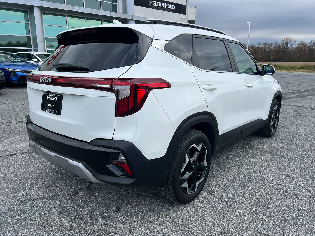 Used 2025 Kia Seltos EX w/ EX Sunroof Package image 6