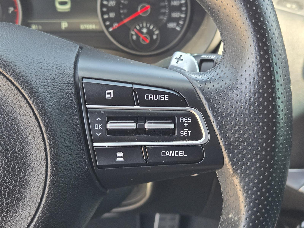 Used 2020 Kia Stinger GT1 RWD image 19