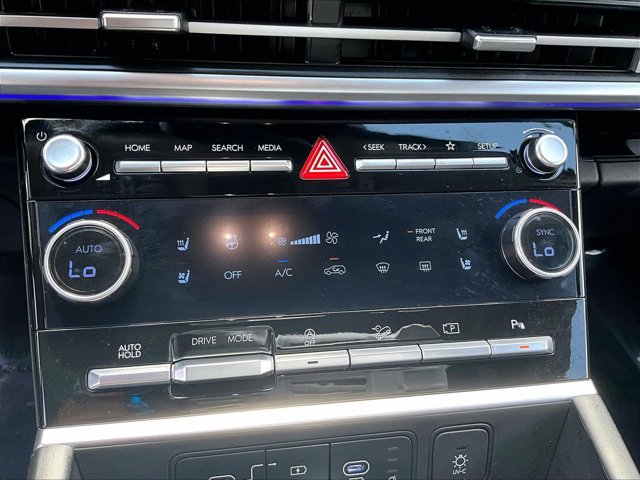 Used 2024 Hyundai Santa Fe Limited FWD image 24