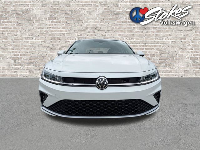 Certified 2025 Volkswagen Jetta SE FWD image 9