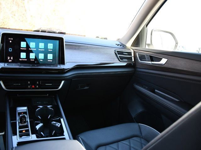 New 2026 Volkswagen Atlas SEL Premium R-Line image 23