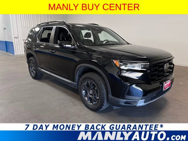 Used 2025 Honda Pilot TrailSport