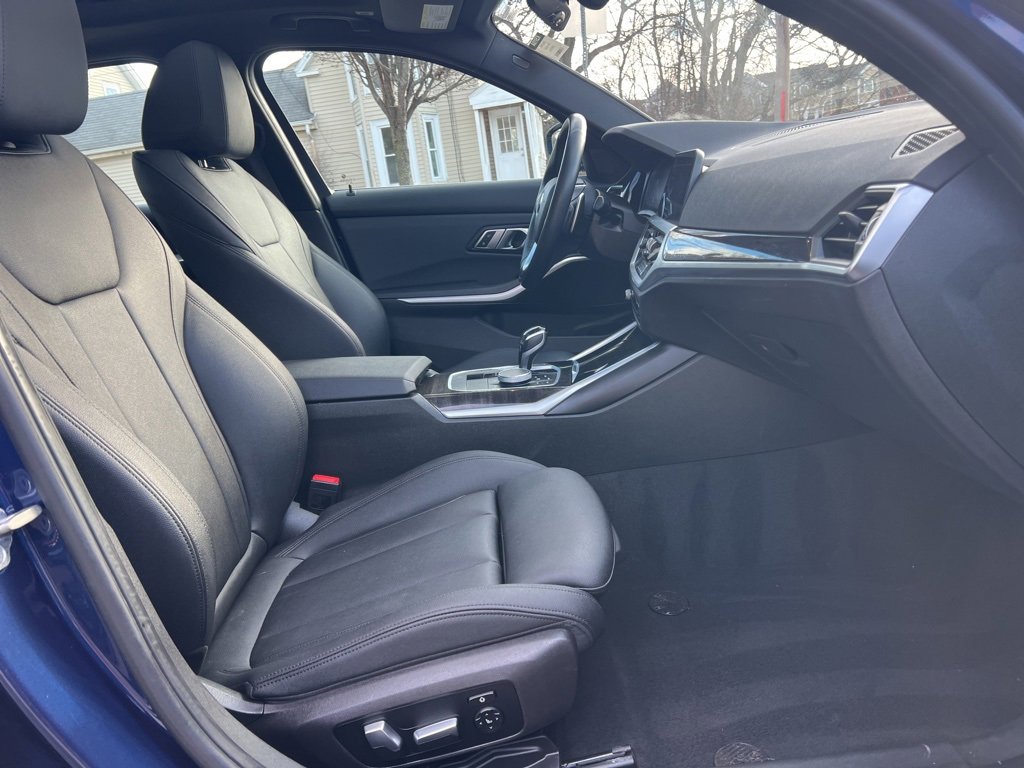 Used 2020 BMW 330i xDrive Sedan w/ Convenience Package image 26