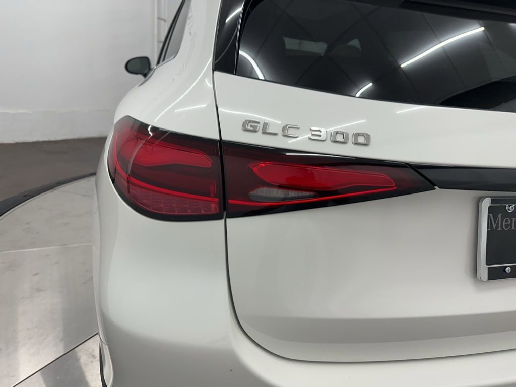Used 2026 Mercedes-Benz GLC 300 image 30