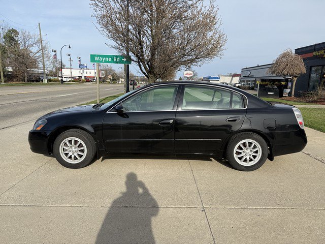 Used 2005 Nissan Altima 2.5 S FWD image 8
