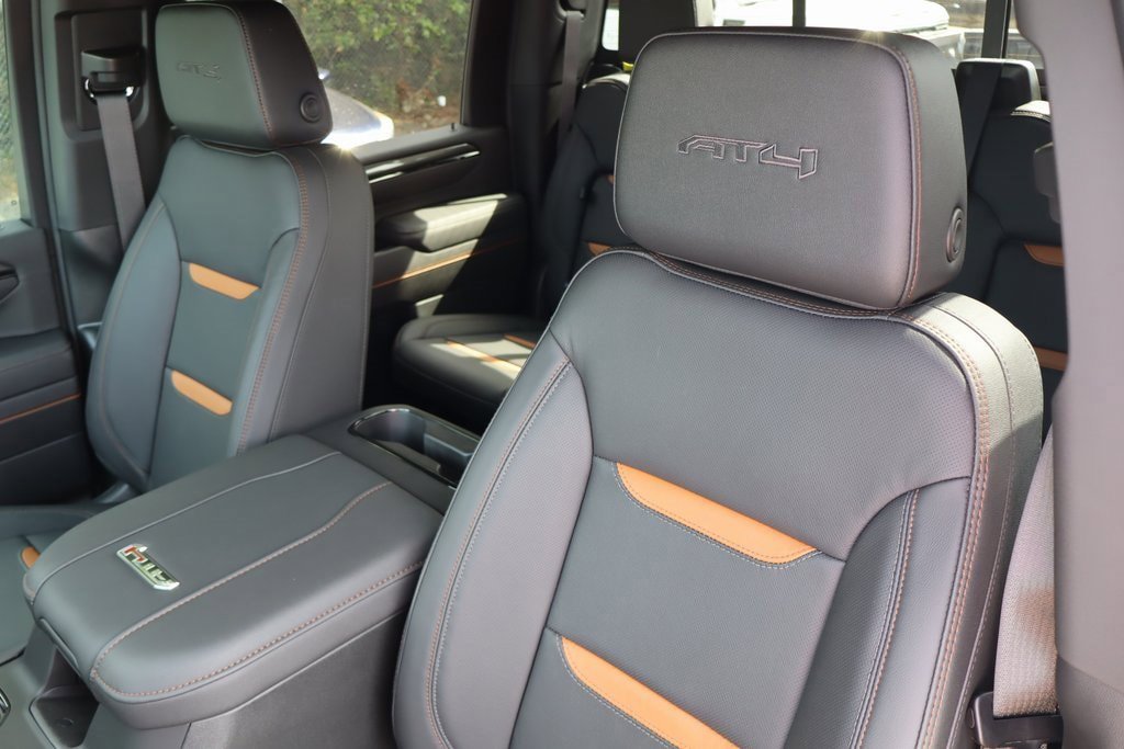 New 2026 GMC Sierra 2500 AT4 w/ AT4 Premium Plus Package image 15