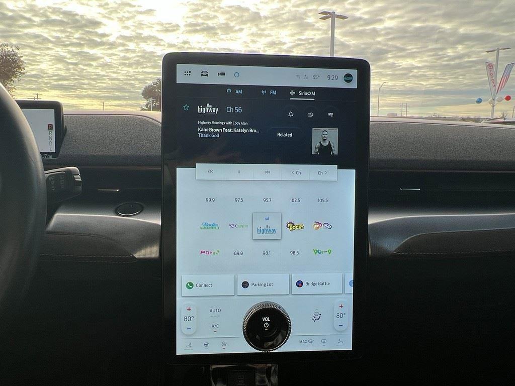 Used 2021 Ford Mustang Mach-E GT image 24