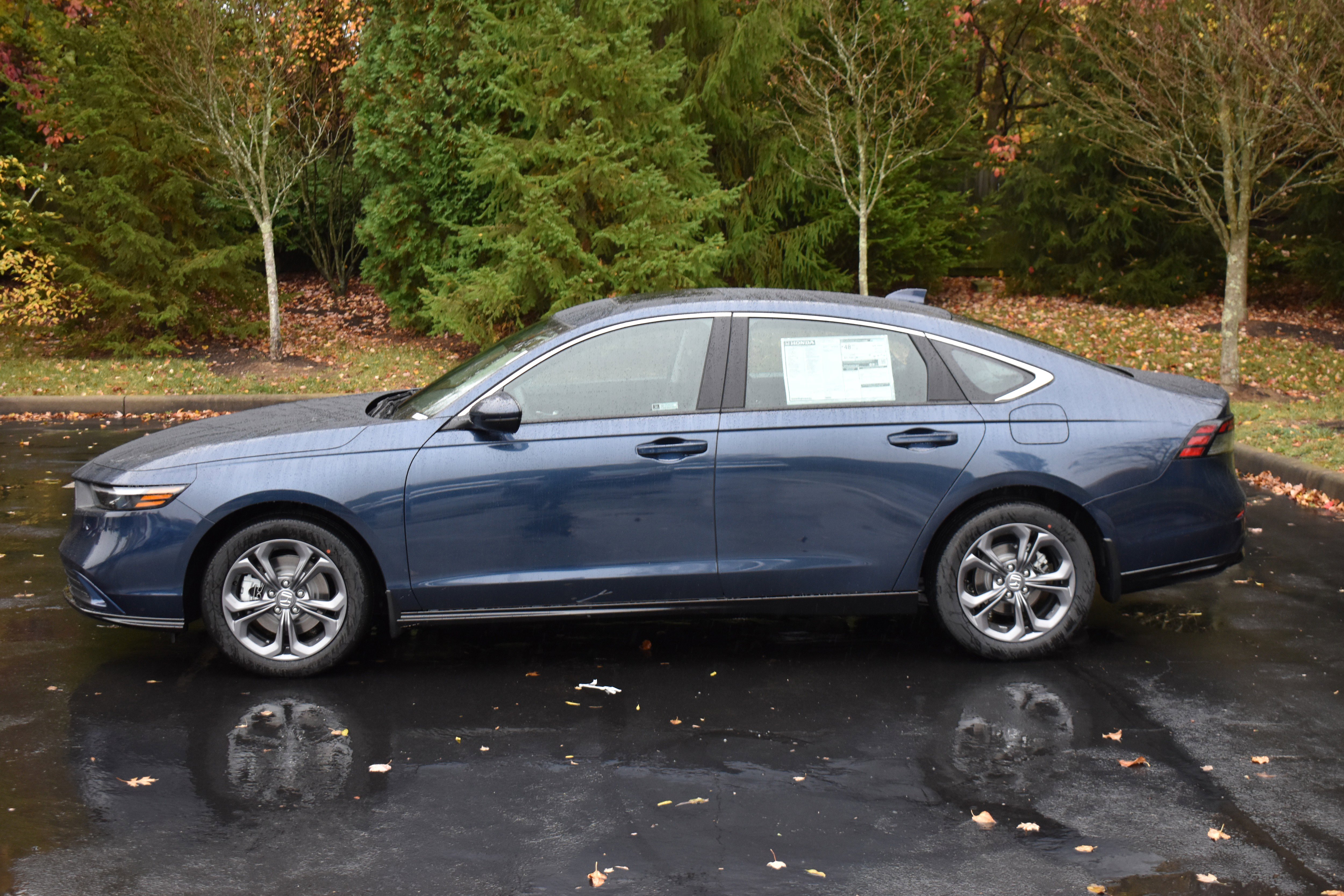 New 2025 Honda Accord EX-L image 4